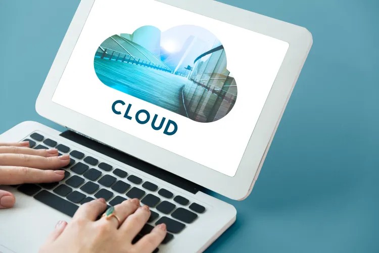 advantage of moving to aws cloud