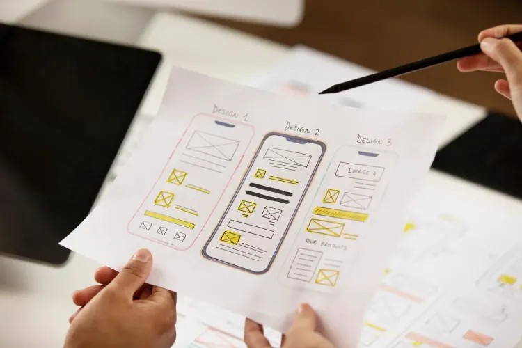 social media app architecture like Instagram